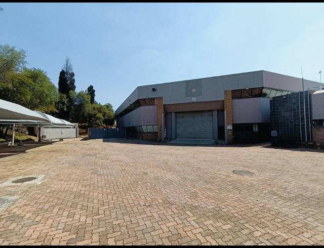 INDUSTRIAL PROPERTY TO RENT IN HALFWAY HOUSE